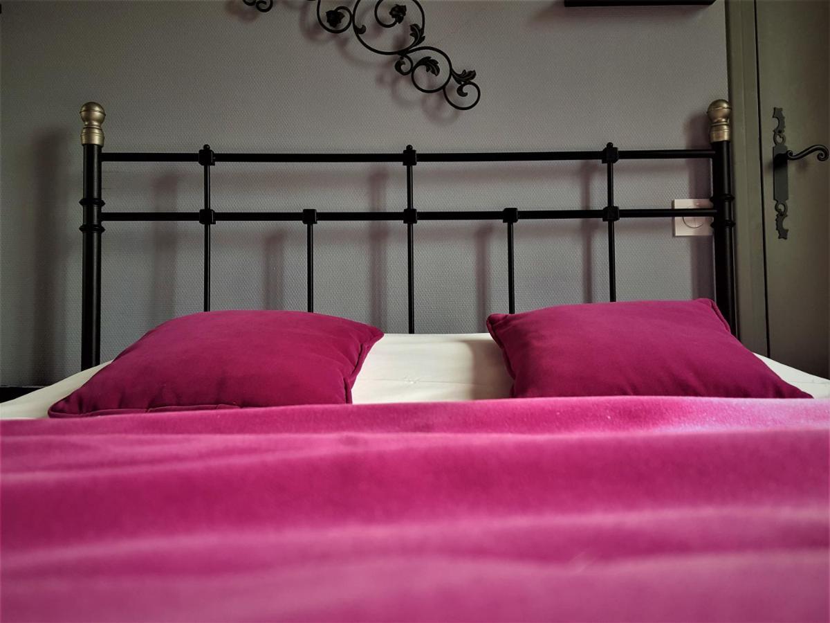 Le Manoir D'A Cote Hotel กูร์เซิล-โซร์-แม ภายนอก รูปภาพ